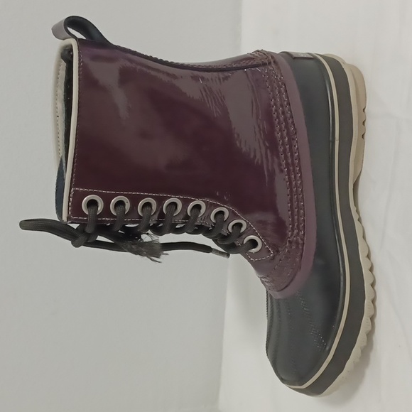 Sorel women's waterproof boots patent mid-calf lace-up black-purple size 5 - Picture 7 of 10